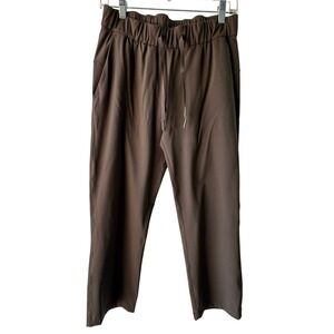 Lululemon On the Fly 7/8 Brown  Crop Travel Women's Size 6